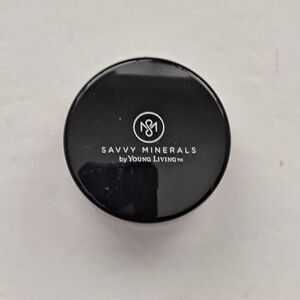 Savvy minerals eyeshadow by Young living Nwot